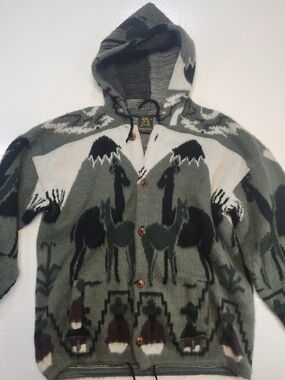 VTG Ruminahui Men's Hooded Cardigan Sweater in Olive Green and Black Wool Hand